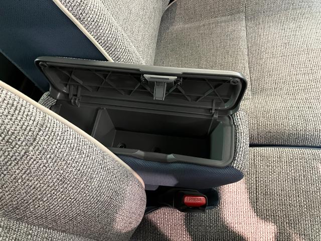 ムーヴキャンバスストライプスG 4WD ディスプレイオーディオ 駐車支援機能衝突被害軽減ブレーキ 9型ディスプレイオーディオ フルセグ パノラマカメラ Bluetooth USB 前後ドラレコ 両側電動スライドドア LED オートライト パーキングアシスト 前席シートヒーター(滋賀県)の中古車