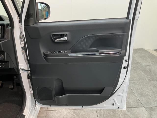 タントカスタムＲＳ　ターボ　コーナーセンサー　届出済未使用車衝突被害軽減ブレーキ　コーナーセンサー　バックカメラ（ナビ装着時用）　両側電動スライドドア　前席シートヒーター　電動パーキングブレーキ　ＬＥＤ　オートライト　オートエアコン　スマートキー　エコアイドル（滋賀県）の中古車