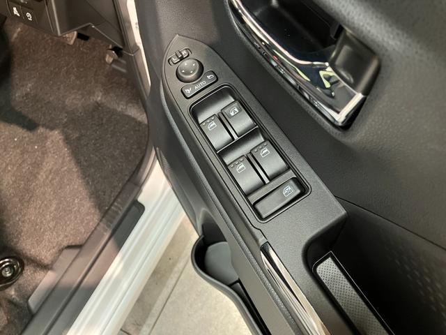 タントカスタムＲＳ　ターボ　コーナーセンサー　届出済未使用車衝突被害軽減ブレーキ　コーナーセンサー　バックカメラ（ナビ装着時用）　両側電動スライドドア　前席シートヒーター　電動パーキングブレーキ　ＬＥＤ　オートライト　オートエアコン　スマートキー　エコアイドル（滋賀県）の中古車