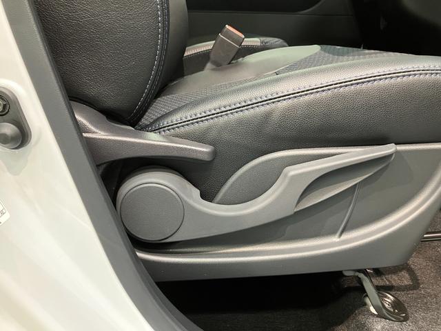 タントカスタムＲＳ　ターボ　コーナーセンサー　届出済未使用車衝突被害軽減ブレーキ　コーナーセンサー　バックカメラ（ナビ装着時用）　両側電動スライドドア　前席シートヒーター　電動パーキングブレーキ　ＬＥＤ　オートライト　オートエアコン　スマートキー　エコアイドル（滋賀県）の中古車