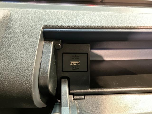 タントカスタムＲＳ　ターボ　コーナーセンサー　届出済未使用車衝突被害軽減ブレーキ　コーナーセンサー　バックカメラ（ナビ装着時用）　両側電動スライドドア　前席シートヒーター　電動パーキングブレーキ　ＬＥＤ　オートライト　オートエアコン　スマートキー　エコアイドル（滋賀県）の中古車