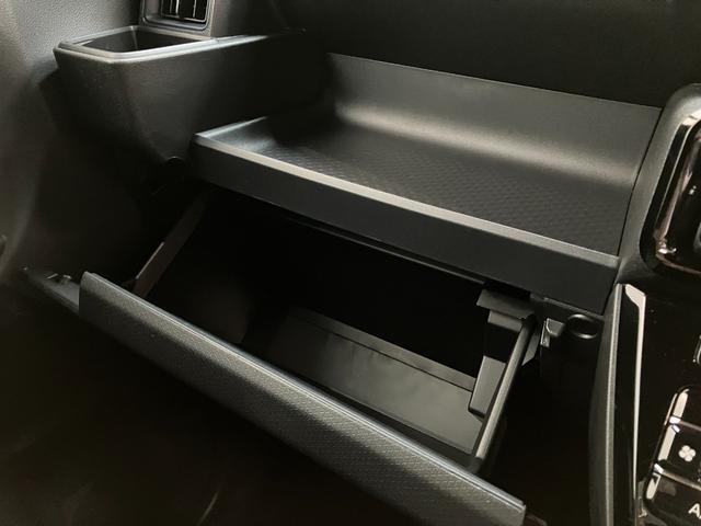 タントカスタムＲＳ　ターボ　コーナーセンサー　届出済未使用車衝突被害軽減ブレーキ　コーナーセンサー　バックカメラ（ナビ装着時用）　両側電動スライドドア　前席シートヒーター　電動パーキングブレーキ　ＬＥＤ　オートライト　オートエアコン　スマートキー　エコアイドル（滋賀県）の中古車