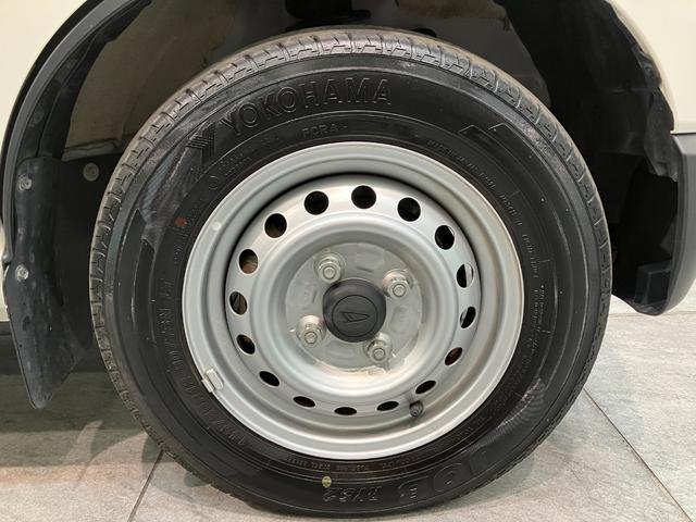 ハイゼットカーゴＤＸ　４ＷＤ　ＣＶＴ車　フルセグナビ　ドラレコ　車検整備付衝突被害軽減ブレーキ　スマアシ　コーナーセンサー　キーレス　前席パワーウインドウ　フルセグナビ　ドラレコ　ＥＴＣ　ＤＶＤ再生　Ｂｌｕｅｔｏｏｔｈ　ＬＥＤ　オートライト　パートタイム４ＷＤ（滋賀県）の中古車