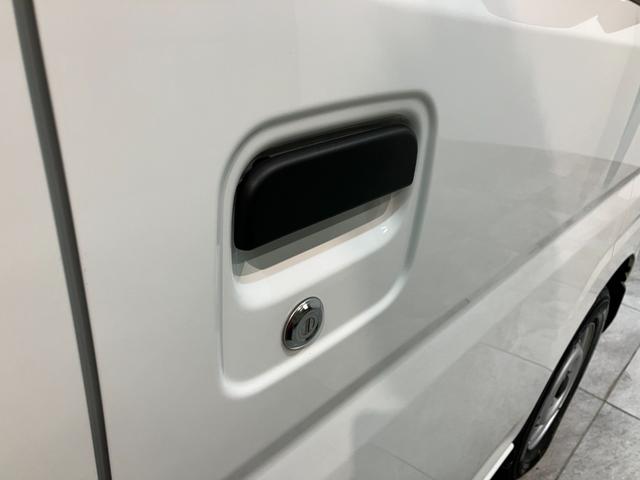 ハイゼットカーゴＤＸ　４ＷＤ　ＣＶＴ車　フルセグナビ　ドラレコ　車検整備付衝突被害軽減ブレーキ　スマアシ　コーナーセンサー　キーレス　前席パワーウインドウ　フルセグナビ　ドラレコ　ＥＴＣ　ＤＶＤ再生　Ｂｌｕｅｔｏｏｔｈ　ＬＥＤ　オートライト　パートタイム４ＷＤ（滋賀県）の中古車