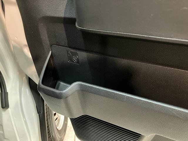 ハイゼットカーゴＤＸ　４ＷＤ　ＣＶＴ車　フルセグナビ　ドラレコ　車検整備付衝突被害軽減ブレーキ　スマアシ　コーナーセンサー　キーレス　前席パワーウインドウ　フルセグナビ　ドラレコ　ＥＴＣ　ＤＶＤ再生　Ｂｌｕｅｔｏｏｔｈ　ＬＥＤ　オートライト　パートタイム４ＷＤ（滋賀県）の中古車