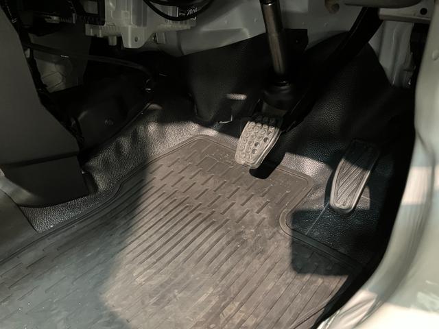 ハイゼットカーゴＤＸ　４ＷＤ　ＣＶＴ車　フルセグナビ　ドラレコ　車検整備付衝突被害軽減ブレーキ　スマアシ　コーナーセンサー　キーレス　前席パワーウインドウ　フルセグナビ　ドラレコ　ＥＴＣ　ＤＶＤ再生　Ｂｌｕｅｔｏｏｔｈ　ＬＥＤ　オートライト　パートタイム４ＷＤ（滋賀県）の中古車