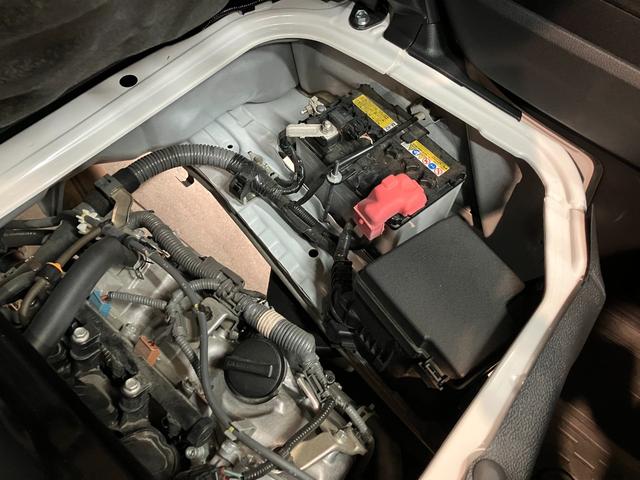 ハイゼットカーゴＤＸ　４ＷＤ　ＣＶＴ車　フルセグナビ　ドラレコ　車検整備付衝突被害軽減ブレーキ　スマアシ　コーナーセンサー　キーレス　前席パワーウインドウ　フルセグナビ　ドラレコ　ＥＴＣ　ＤＶＤ再生　Ｂｌｕｅｔｏｏｔｈ　ＬＥＤ　オートライト　パートタイム４ＷＤ（滋賀県）の中古車