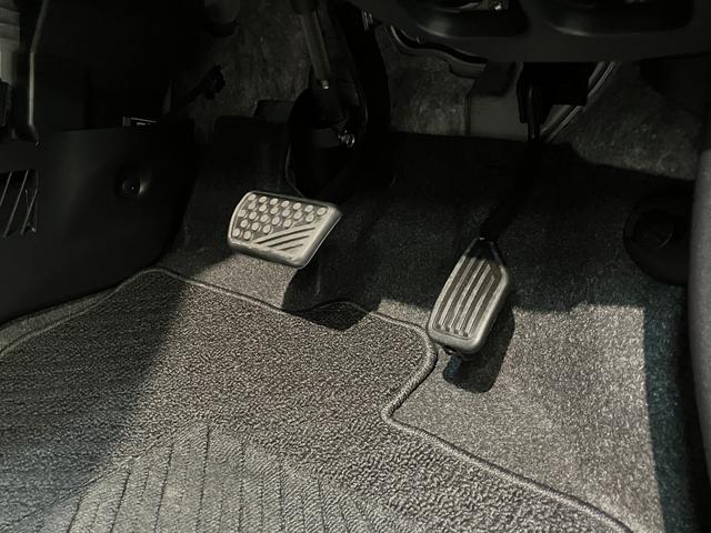 トールカスタムＧ　９型ディスプレイオーディオ　Ｂカメラ　クルコン衝突被害軽減ブレーキ　コーナーセンサー　９型ディスプレイオーディオ　フルセグ　Ｂｌｕｅｔｏｏｔｈ　ＵＳＢ　バックカメラ　両側電動スライドドア　電動パーキング　ＬＥＤ　レーダークルーズコントロール（滋賀県）の中古車