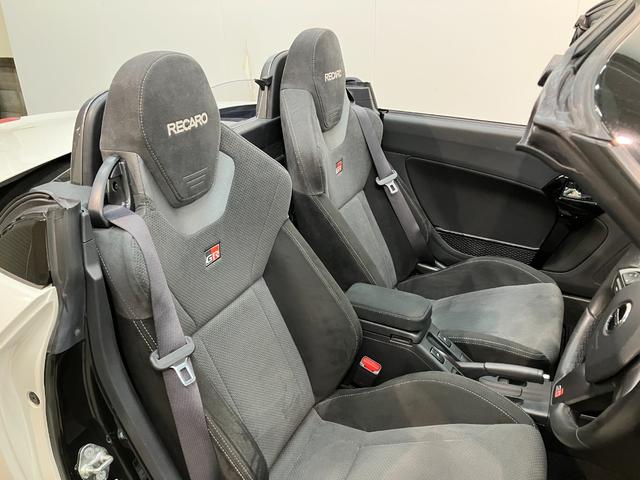 コペンGRスポーツ フルセグナビ バックカメラ ドラレコGR専用サスペンション フルセグナビ DVD再生 Bluetooth USB ドラレコ ETC MOMO製ハンドル レカロシート BBS製アルミホイール シートヒーター LED オートライト(滋賀県)の中古車