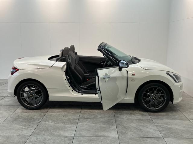 コペンＧＲスポーツ　ナビ　バックカメラ　ＬＥＤ　ＨＫＳマフラーＧＲ専用サスペンション　ワンセグナビ　Ｂｌｕｅｔｏｏｔｈ　ＥＴＣ　ＭＯＭＯ製ハンドル　レカロシート　ＢＢＳ製アルミホイール　ＨＫＳマフラー　シートヒーター　ＬＥＤ　パドルシフト　スマートキー（滋賀県）の中古車