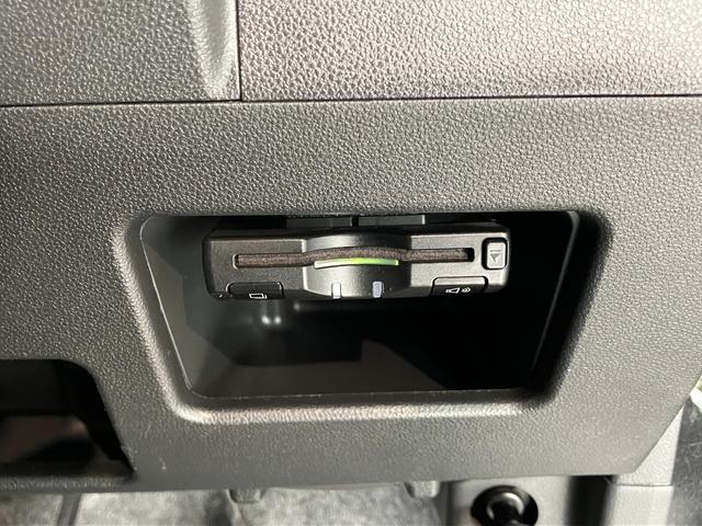 タントカスタムRSトップエディションSA2 8型ナビ バックカメラ衝突被害軽減ブレーキ スマアシ2 8型フルセグナビ Bluetooth DVD USB バックカメラ ドラレコ ETC 両側電動スライドドア LED オートライト スマートキー タイヤ4本新品交換済(滋賀県)の中古車