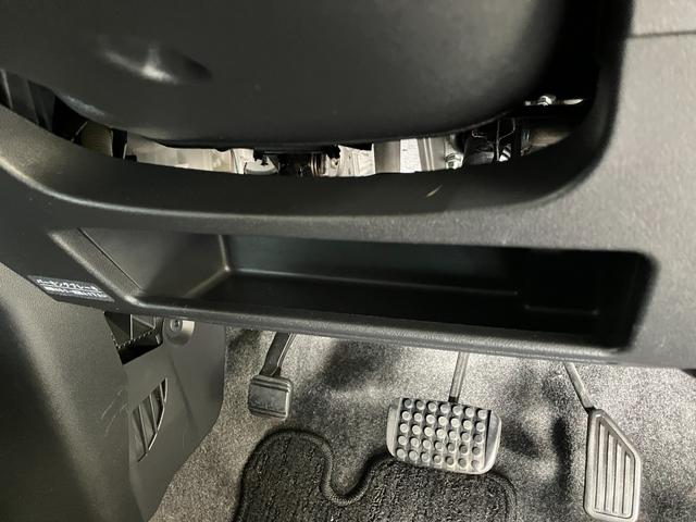 タントカスタムRSトップエディションSA2 8型ナビ バックカメラ衝突被害軽減ブレーキ スマアシ2 8型フルセグナビ Bluetooth DVD USB バックカメラ ドラレコ ETC 両側電動スライドドア LED オートライト スマートキー タイヤ4本新品交換済(滋賀県)の中古車