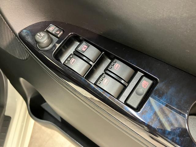 タントカスタムRSトップエディションSA フルセグナビ Bカメラ衝突被害軽減ブレーキ ターボ フルセグナビ Bluetooth DVD再生 USB バックカメラ ドラレコ ETC 両側電動スライドドア 前席シートヒーター LED スマートキー エコアイドル(滋賀県)の中古車