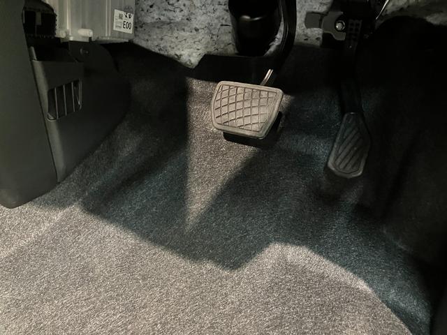 タントファンクロス 9型ディスプレイオーディオ 届出済未使用車衝突被害軽減ブレーキ コーナーセンサー 9型ディスプレイオーディオ フルセグ Bluetooth USB バックカメラ 両側電動スライドドア 前席シートヒーター LED スマートキー エコアイドル(滋賀県)の中古車