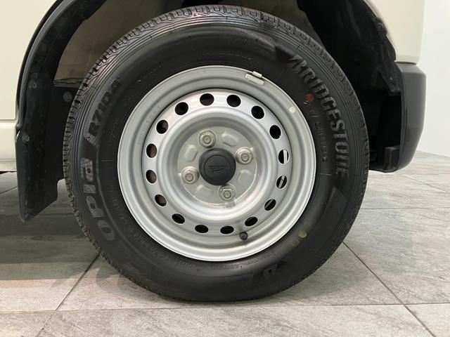 ハイゼットカーゴＤＸ　４ＷＤ　ドラレコ　キーレス　前席パワーウインドウ衝突被害軽減ブレーキ　スマアシ　コーナーセンサー　キーレス　前席パワーウインドウ　ＡＭ／ＦＭステレオ　ドラレコ　両側スライドドア　オートライト　パートタイム４ＷＤ（滋賀県）の中古車