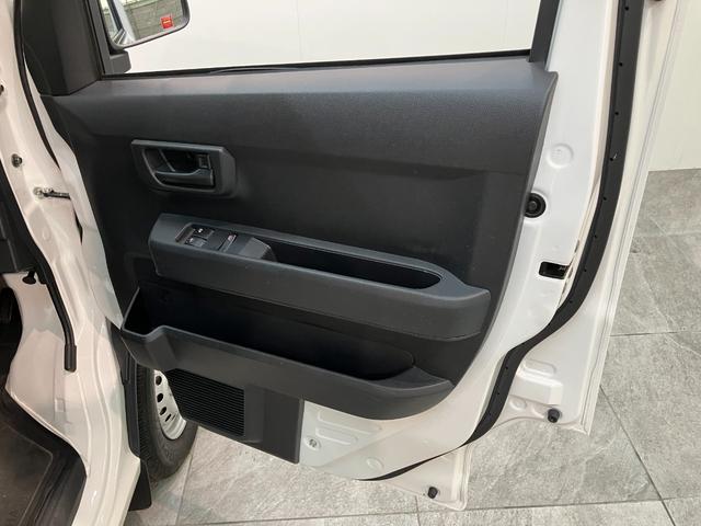 ハイゼットカーゴＤＸ　４ＷＤ　ドラレコ　キーレス　前席パワーウインドウ衝突被害軽減ブレーキ　スマアシ　コーナーセンサー　キーレス　前席パワーウインドウ　ＡＭ／ＦＭステレオ　ドラレコ　両側スライドドア　オートライト　パートタイム４ＷＤ（滋賀県）の中古車