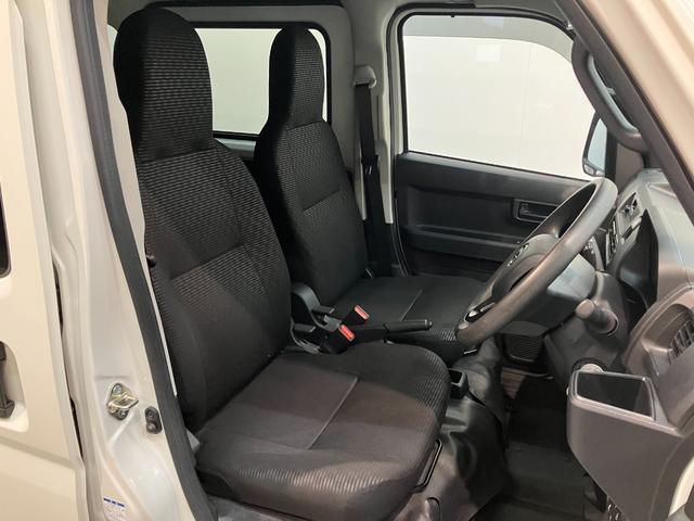 ハイゼットカーゴＤＸ　４ＷＤ　コーナーセンサー　ドラレコ　キーレスエントリー衝突被害軽減ブレーキ　スマアシ　コーナーセンサー　前席パワーウインドウ　ＡＭ／ＦＭステレオ　両側スライドドア　パートタイム４ＷＤ　オートライト　マニュアルレベリング　ドラレコ（滋賀県）の中古車