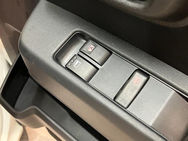 ハイゼットカーゴＤＸ　４ＷＤ　コーナーセンサー　ドラレコ　キーレスエントリー衝突被害軽減ブレーキ　スマアシ　コーナーセンサー　前席パワーウインドウ　ＡＭ／ＦＭステレオ　両側スライドドア　パートタイム４ＷＤ　オートライト　マニュアルレベリング　ドラレコ（滋賀県）の中古車