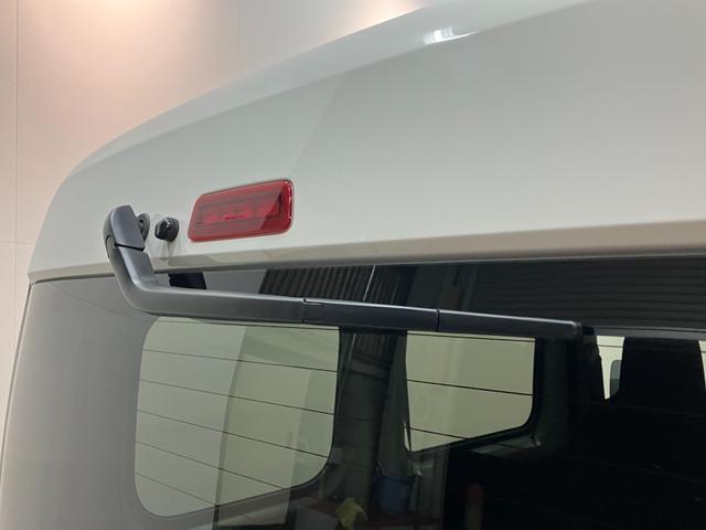 ハイゼットカーゴＤＸ　４ＷＤ　コーナーセンサー　ドラレコ　キーレスエントリー衝突被害軽減ブレーキ　スマアシ　コーナーセンサー　前席パワーウインドウ　ＡＭ／ＦＭステレオ　両側スライドドア　パートタイム４ＷＤ　オートライト　マニュアルレベリング　ドラレコ（滋賀県）の中古車