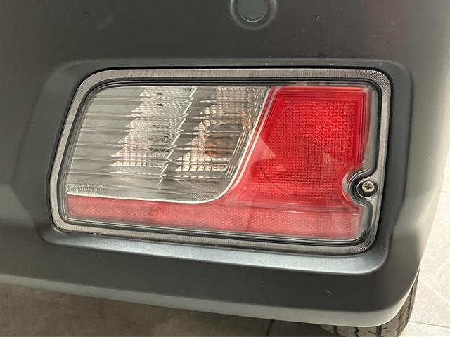 ハイゼットカーゴＤＸ　４ＷＤ　コーナーセンサー　ドラレコ　キーレスエントリー衝突被害軽減ブレーキ　スマアシ　コーナーセンサー　前席パワーウインドウ　ＡＭ／ＦＭステレオ　両側スライドドア　パートタイム４ＷＤ　オートライト　マニュアルレベリング　ドラレコ（滋賀県）の中古車