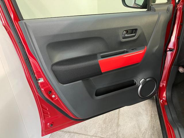 ハスラーJスタイル CDステレオ スマートキー シートヒーター衝突被害軽減ブレーキ CDステレオ オートエアコン HIDヘッドランプ オートライト 前席シートヒーター スマートキー 電動格納式ミラー エコアイドル タイヤ4本新品交換済み(滋賀県)の中古車