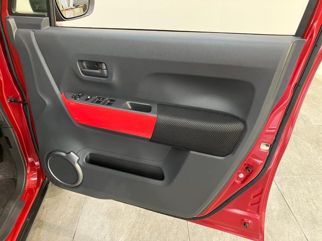 ハスラーJスタイル CDステレオ スマートキー シートヒーター衝突被害軽減ブレーキ CDステレオ オートエアコン HIDヘッドランプ オートライト 前席シートヒーター スマートキー 電動格納式ミラー エコアイドル タイヤ4本新品交換済み(滋賀県)の中古車