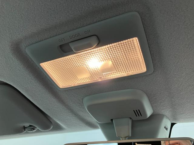 ハスラーJスタイル CDステレオ スマートキー シートヒーター衝突被害軽減ブレーキ CDステレオ オートエアコン HIDヘッドランプ オートライト 前席シートヒーター スマートキー 電動格納式ミラー エコアイドル タイヤ4本新品交換済み(滋賀県)の中古車