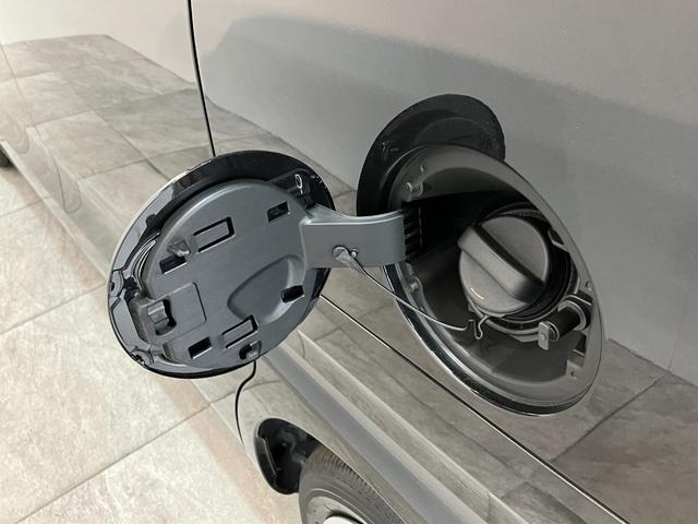 タントＸ　コーナーセンサー　シートヒーター　ＬＥＤ　届出済未使用車衝突被害軽減ブレーキ　コーナーセンサー　バックカメラ（ナビ装着時用）　左側電動スライドドア　前席シートヒーター　電動パーキングブレーキ　ＬＥＤ　オートライト　オートエアコン　スマートキー　エコアイドル（滋賀県）の中古車