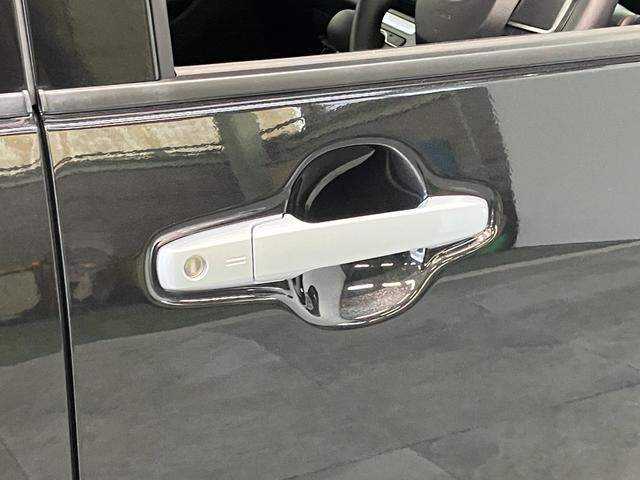 タントＸ　コーナーセンサー　シートヒーター　ＬＥＤ　届出済未使用車衝突被害軽減ブレーキ　コーナーセンサー　バックカメラ（ナビ装着時用）　左側電動スライドドア　前席シートヒーター　電動パーキングブレーキ　ＬＥＤ　オートライト　オートエアコン　スマートキー　エコアイドル（滋賀県）の中古車