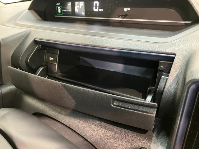 タントＸ　コーナーセンサー　シートヒーター　ＬＥＤ　届出済未使用車衝突被害軽減ブレーキ　コーナーセンサー　バックカメラ（ナビ装着時用）　左側電動スライドドア　前席シートヒーター　電動パーキングブレーキ　ＬＥＤ　オートライト　オートエアコン　スマートキー　エコアイドル（滋賀県）の中古車