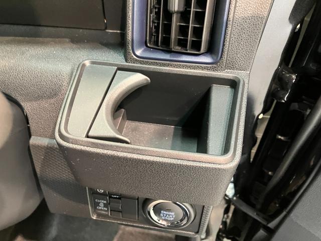 タントＸ　コーナーセンサー　シートヒーター　ＬＥＤ　届出済未使用車衝突被害軽減ブレーキ　コーナーセンサー　バックカメラ（ナビ装着時用）　左側電動スライドドア　前席シートヒーター　電動パーキングブレーキ　ＬＥＤ　オートライト　オートエアコン　スマートキー　エコアイドル（滋賀県）の中古車