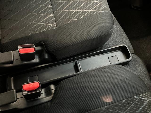 アトレーRS 4WD レーダークルコン 届出済未使用車衝突被害軽減ブレーキ コーナーセンサー 4WD ターボ バックカメラ(ナビ装着時用) 両側電動スライドドア LED オートライト 電動格納式ミラー クルコン オートエアコン スマートキー エコアイドル(滋賀県)の中古車