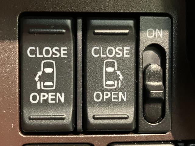 トールＧ　ＳＡ２　４ＷＤ　フルセグナビ　パノラマカメラ　車検整備付衝突被害軽減ブレーキ　フルセグナビ　パノラマカメラ　ＤＶＤ再生　Ｂｌｕｅｔｏｏｔｈ　ＵＳＢ　ドラレコ　ＥＴＣ　クルーズコントロール　両側電動スライドドア　オートライト　オートエアコン　エコアイドル（滋賀県）の中古車