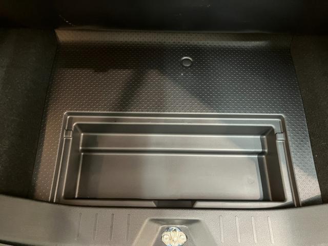 トールＧ　ＳＡ２　４ＷＤ　フルセグナビ　パノラマカメラ　車検整備付衝突被害軽減ブレーキ　フルセグナビ　パノラマカメラ　ＤＶＤ再生　Ｂｌｕｅｔｏｏｔｈ　ＵＳＢ　ドラレコ　ＥＴＣ　クルーズコントロール　両側電動スライドドア　オートライト　オートエアコン　エコアイドル（滋賀県）の中古車