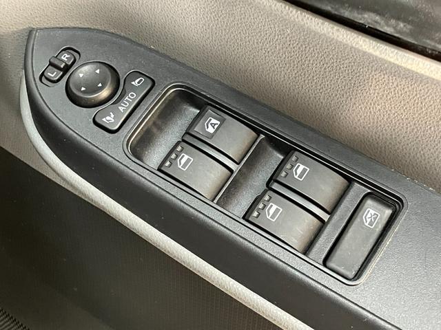 タントＸセレクション　フルセグナビ　バックカメラ　車検整備付衝突被害軽減ブレーキ　コーナーセンサー　フルセグナビ　Ｂｌｕｅｔｏｏｔｈ　ＤＶＤ　ＵＳＢ　バックカメラ　前後ドラレコ　左側電動スライドドア　前席シートヒーター　ＬＥＤ　タイヤ４本新品交換済み（滋賀県）の中古車