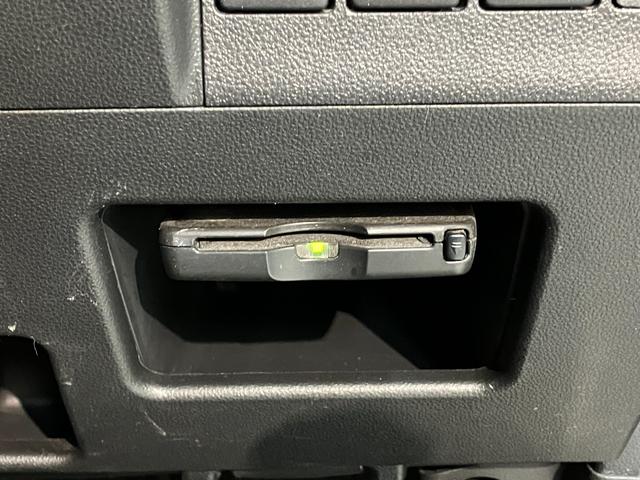 タントカスタムＲＳ　ＳＡ　８型ナビ　後席モニター　バックカメラ衝突被害軽減ブレーキ　ターボ　８型フルセグナビ　Ｂｌｕｅｔｏｏｔｈ　ＤＶＤ再生　ＵＳＢ　バックカメラ　フリップダウンモニター　ＥＴＣ　両側電動スライドドア　ＬＥＤ　スマートキー　エコアイドル（滋賀県）の中古車