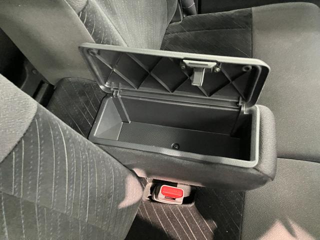 タントカスタムＲＳ　ＳＡ　８型ナビ　後席モニター　バックカメラ衝突被害軽減ブレーキ　ターボ　８型フルセグナビ　Ｂｌｕｅｔｏｏｔｈ　ＤＶＤ再生　ＵＳＢ　バックカメラ　フリップダウンモニター　ＥＴＣ　両側電動スライドドア　ＬＥＤ　スマートキー　エコアイドル（滋賀県）の中古車