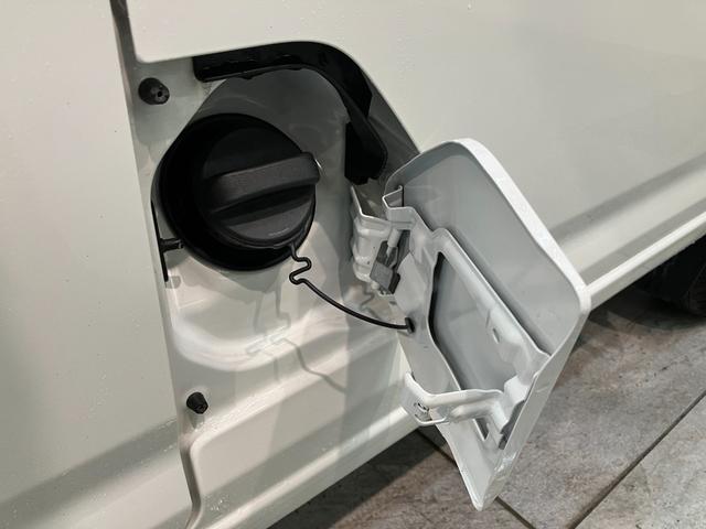 ハイゼットカーゴＤＸ　４ＷＤ　ドラレコ　キーレス　前席パワーウインドウ衝突被害軽減ブレーキ　スマアシ　コーナーセンサー　キーレス　前席パワーウインドウ　ＡＭ／ＦＭステレオ　ドラレコ　両側スライドドア　パートタイム４ＷＤ（滋賀県）の中古車