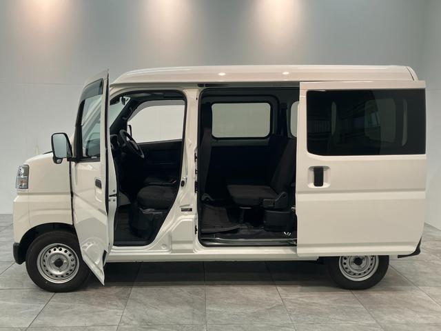 ハイゼットカーゴDX 4WD コーナーセンサー キーレスエントリー衝突被害軽減ブレーキ スマアシ コーナーセンサー 前席パワーウインドウ AM/FMステレオ 両側スライドドア パートタイム4WD オートライト マニュアルレベリング(滋賀県)の中古車