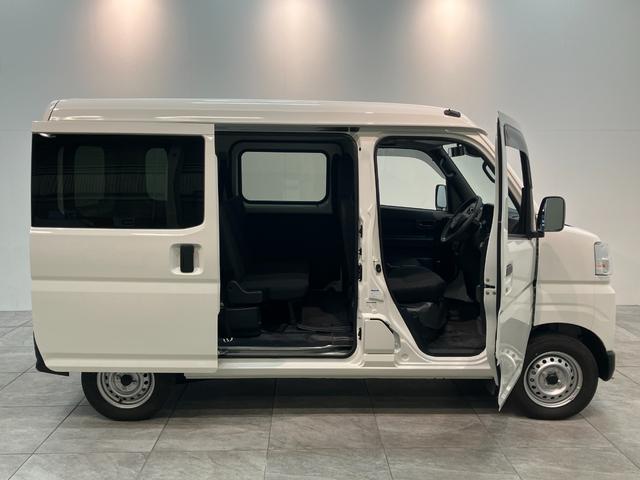 ハイゼットカーゴDX 4WD コーナーセンサー キーレスエントリー衝突被害軽減ブレーキ スマアシ コーナーセンサー 前席パワーウインドウ AM/FMステレオ 両側スライドドア パートタイム4WD オートライト マニュアルレベリング(滋賀県)の中古車