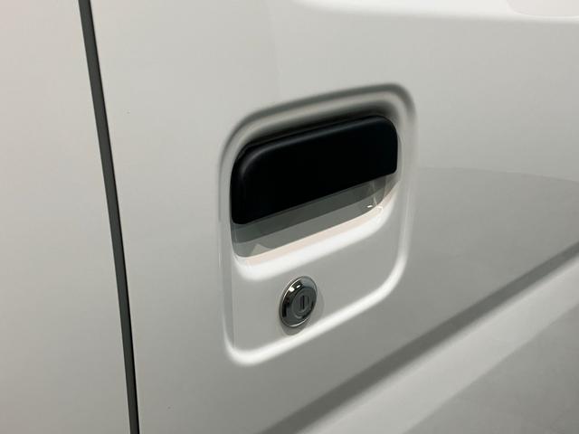 ハイゼットカーゴDX 4WD コーナーセンサー キーレスエントリー衝突被害軽減ブレーキ スマアシ コーナーセンサー 前席パワーウインドウ AM/FMステレオ 両側スライドドア パートタイム4WD オートライト マニュアルレベリング(滋賀県)の中古車