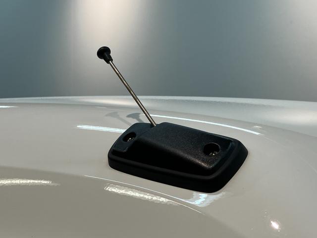 ハイゼットカーゴDX 4WD コーナーセンサー キーレスエントリー衝突被害軽減ブレーキ スマアシ コーナーセンサー 前席パワーウインドウ AM/FMステレオ 両側スライドドア パートタイム4WD オートライト マニュアルレベリング(滋賀県)の中古車