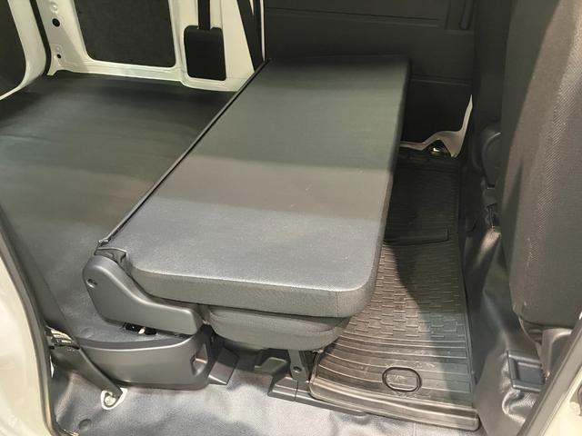 ハイゼットカーゴDX 4WD コーナーセンサー キーレスエントリー衝突被害軽減ブレーキ スマアシ コーナーセンサー 前席パワーウインドウ AM/FMステレオ 両側スライドドア パートタイム4WD オートライト マニュアルレベリング(滋賀県)の中古車