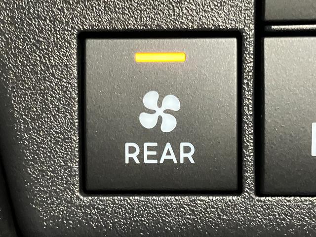 ハイゼットカーゴDX 4WD コーナーセンサー キーレスエントリー衝突被害軽減ブレーキ スマアシ コーナーセンサー 前席パワーウインドウ AM/FMステレオ 両側スライドドア パートタイム4WD オートライト マニュアルレベリング(滋賀県)の中古車