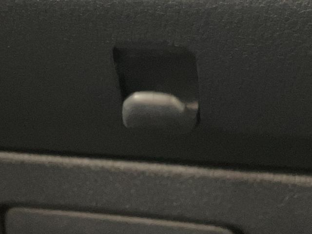 ハイゼットカーゴDX 4WD コーナーセンサー キーレスエントリー衝突被害軽減ブレーキ スマアシ コーナーセンサー 前席パワーウインドウ AM/FMステレオ 両側スライドドア パートタイム4WD オートライト マニュアルレベリング(滋賀県)の中古車