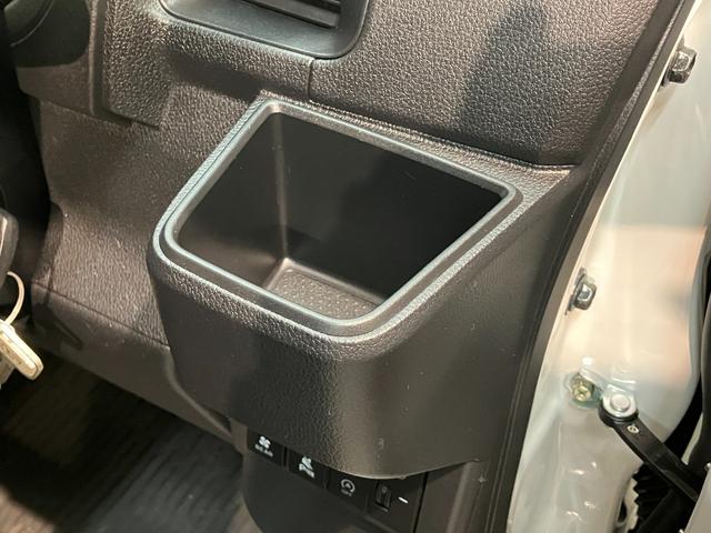 ハイゼットカーゴDX 4WD コーナーセンサー キーレスエントリー衝突被害軽減ブレーキ スマアシ コーナーセンサー 前席パワーウインドウ AM/FMステレオ 両側スライドドア パートタイム4WD オートライト マニュアルレベリング(滋賀県)の中古車