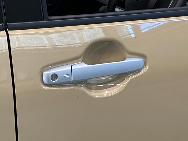 タントＸ　コーナーセンサー　シートヒーター　左側電動スライドドア衝突被害軽減ブレーキ　コーナーセンサー　バックカメラ（ナビ装着時用）　左側電動スライドドア　前席シートヒーター　電動パーキングブレーキ　ＬＥＤ　オートライト　オートエアコン　スマートキー　エコアイドル（滋賀県）の中古車