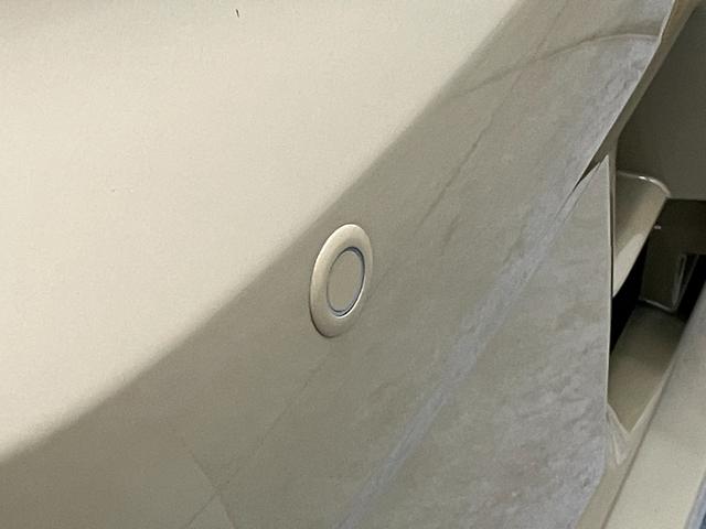 タントＸ　コーナーセンサー　シートヒーター　左側電動スライドドア衝突被害軽減ブレーキ　コーナーセンサー　バックカメラ（ナビ装着時用）　左側電動スライドドア　前席シートヒーター　電動パーキングブレーキ　ＬＥＤ　オートライト　オートエアコン　スマートキー　エコアイドル（滋賀県）の中古車