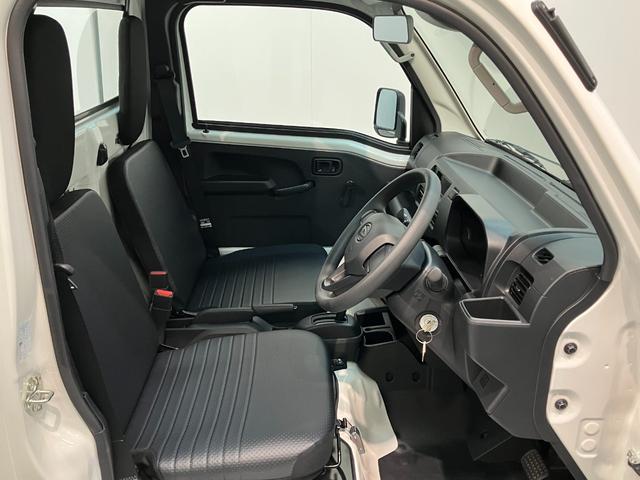 ハイゼットトラックスタンダード 4WD コーナーセンサー 届出済未使用車衝突被害軽減ブレーキ コーナーセンサー パートタイム4WD AM/FMラジオ マニュアルエアコン マニュアルレベリング オートライト(滋賀県)の中古車