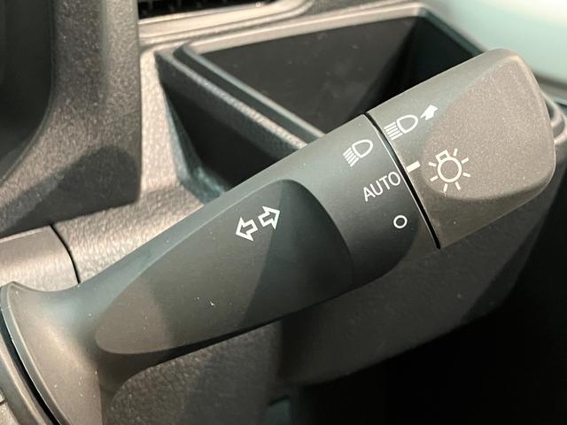 ハイゼットトラックスタンダード 4WD コーナーセンサー 届出済未使用車衝突被害軽減ブレーキ コーナーセンサー パートタイム4WD AM/FMラジオ マニュアルエアコン マニュアルレベリング オートライト(滋賀県)の中古車